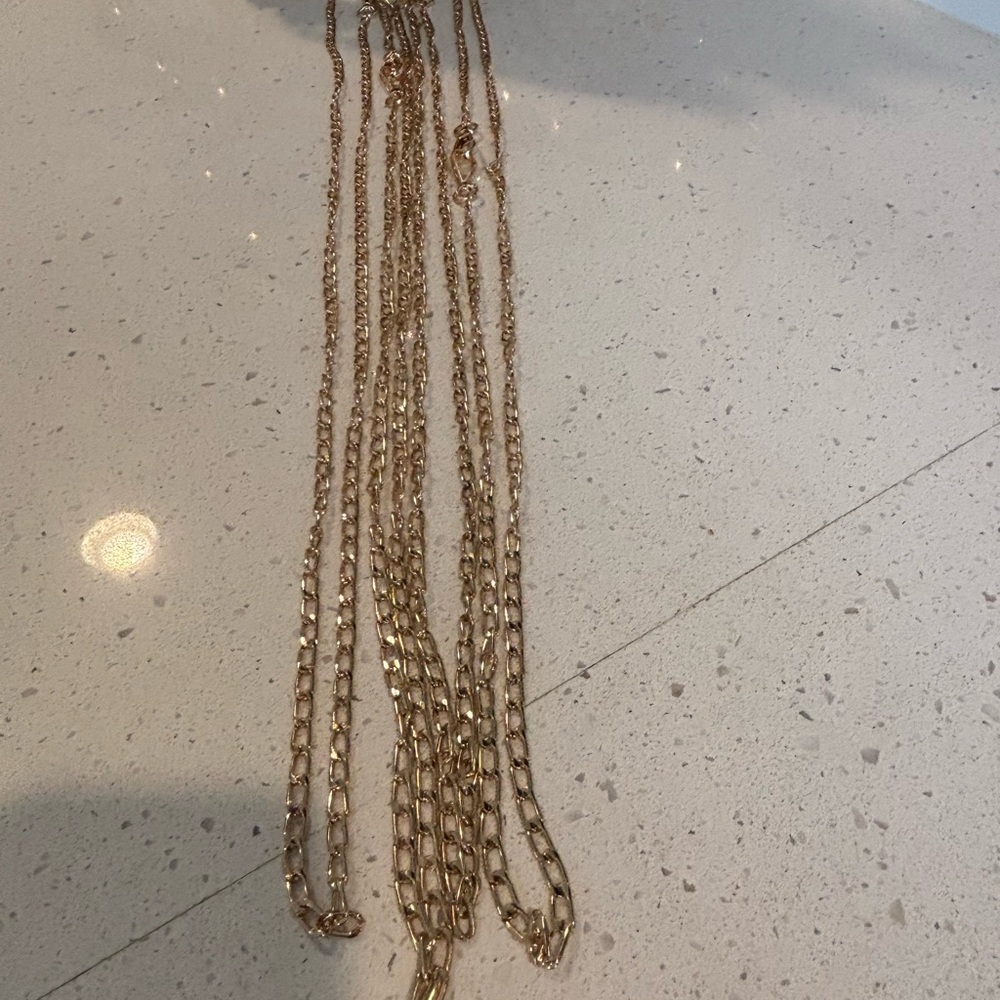 Elegant Gold Purse or Bag Chain 229